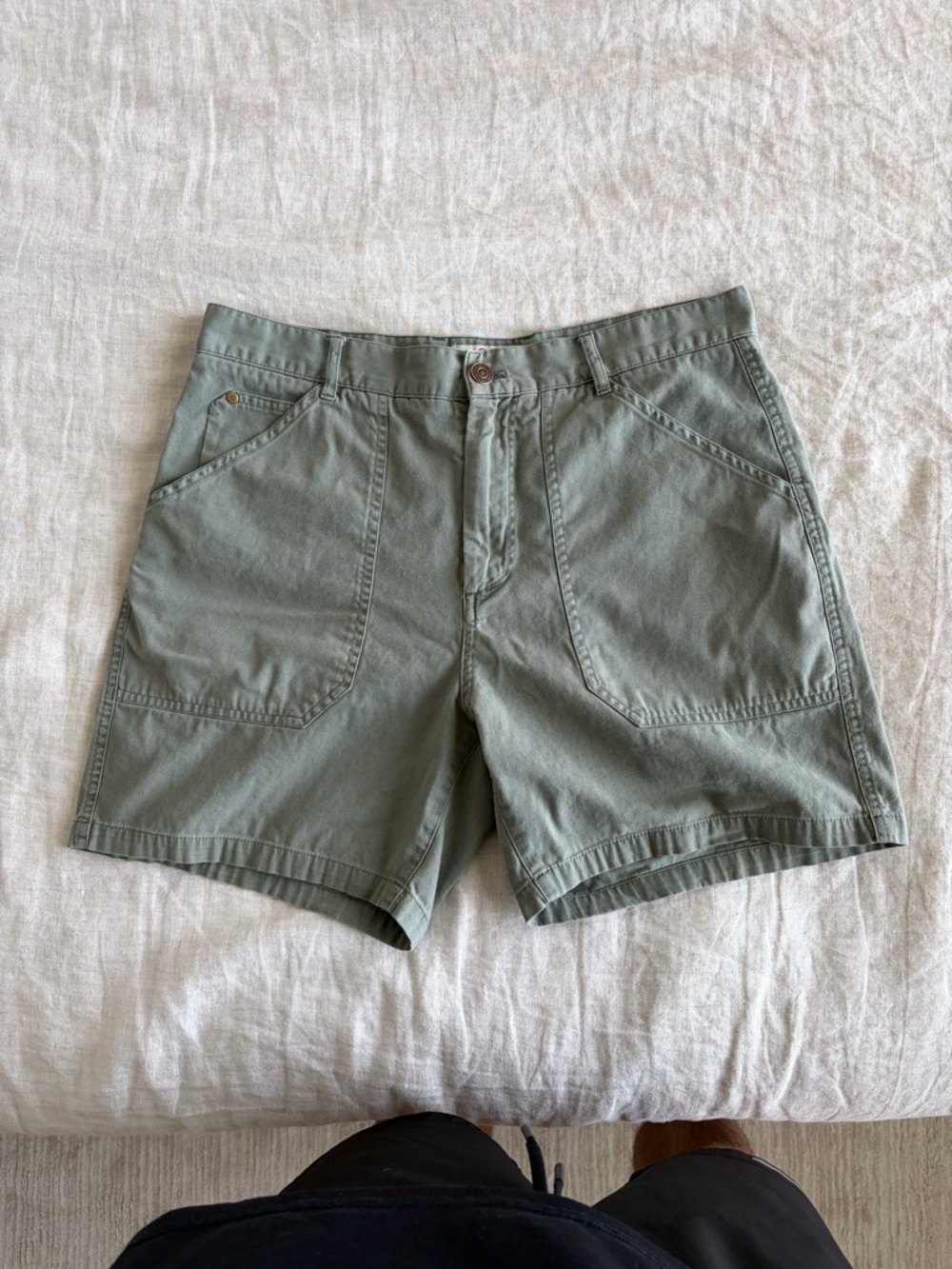 Marine Layer Breyer utility shorts Green 6 inch men’s 33